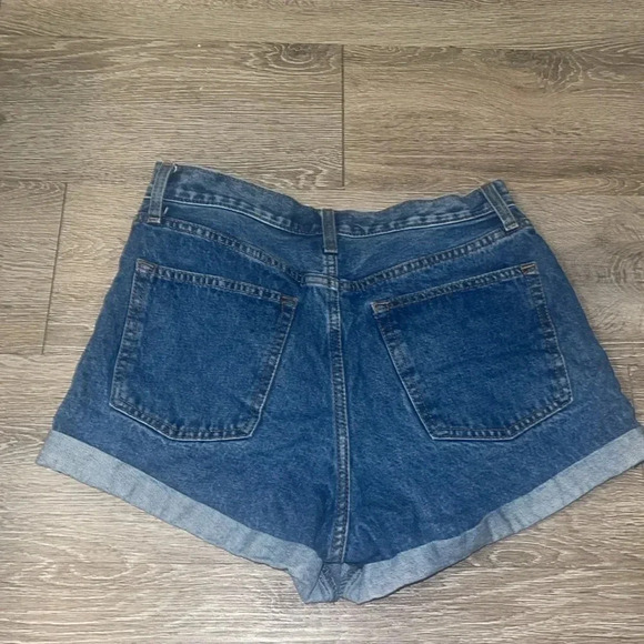 A&F Jean Shorts Pleated Cuffed High Rise Size 4 27 Blue Washed - Picture 5 of 7
